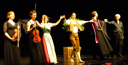 Starker Mozart-Opernaufführung von «Bastien und Bastienne» mit Dirigent Prof. Dr. Dr. h.c. Josef Wallnig.