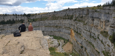 Ein Reisebericht: Mit Car-Tours zum Creux du Van, dem Grand Canyon der Schweiz